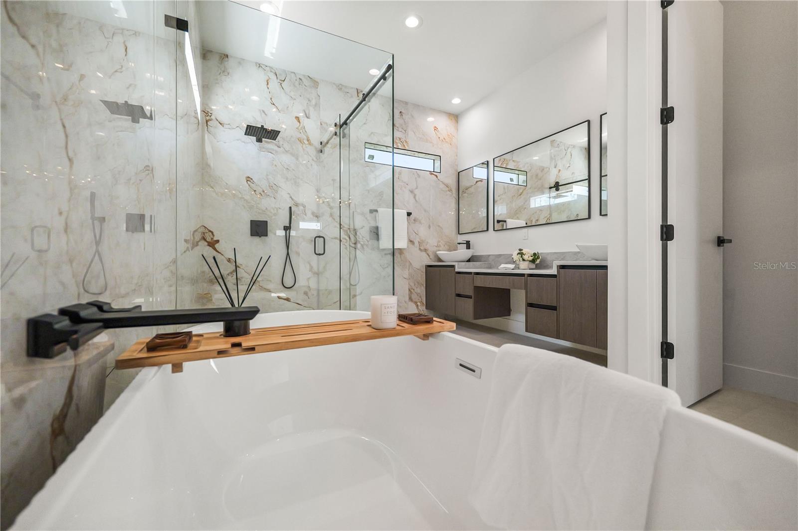 WELLSWOOD ESTATES UNIT 1 - Residential