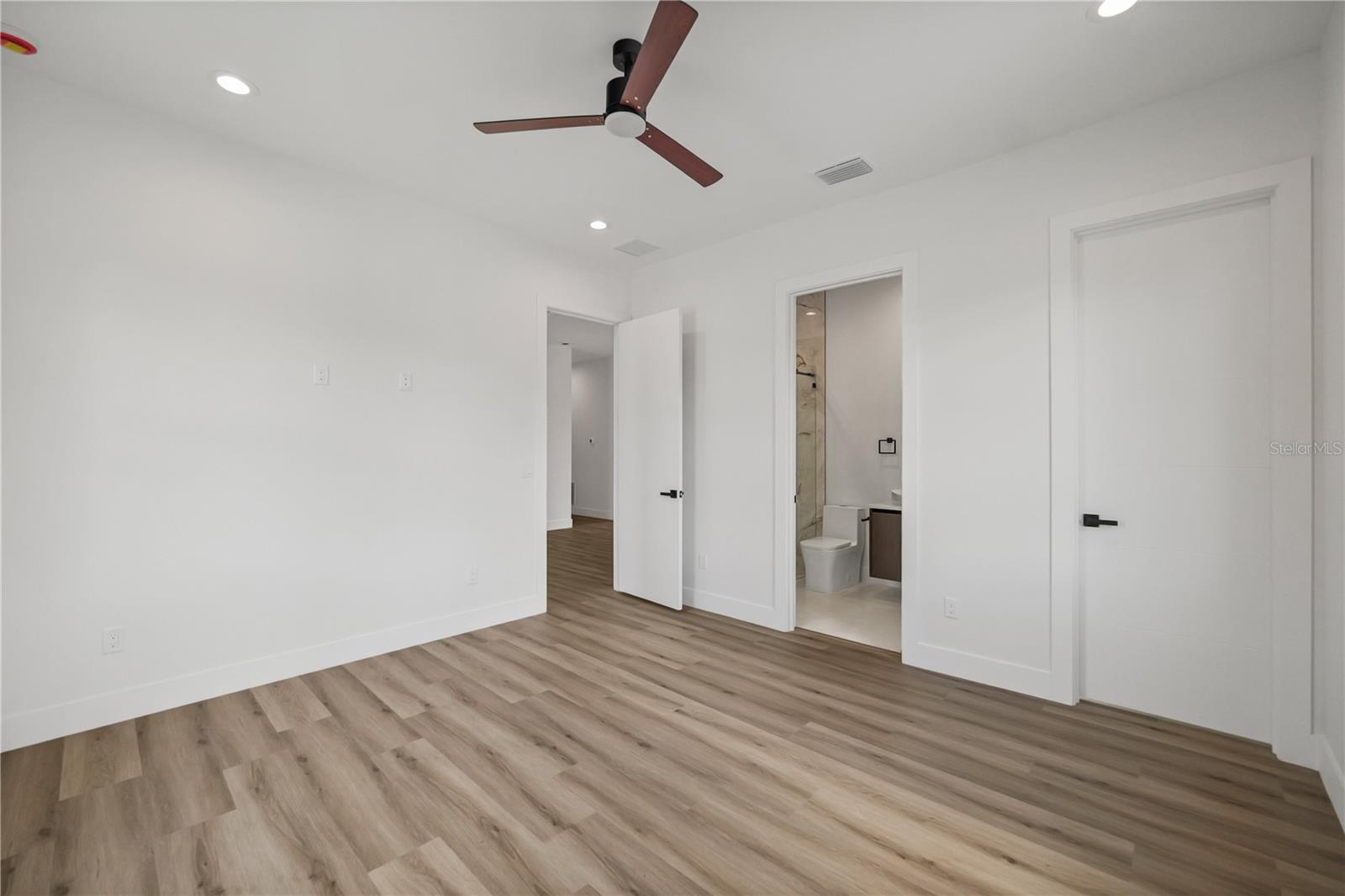 WELLSWOOD ESTATES UNIT 1 - Residential