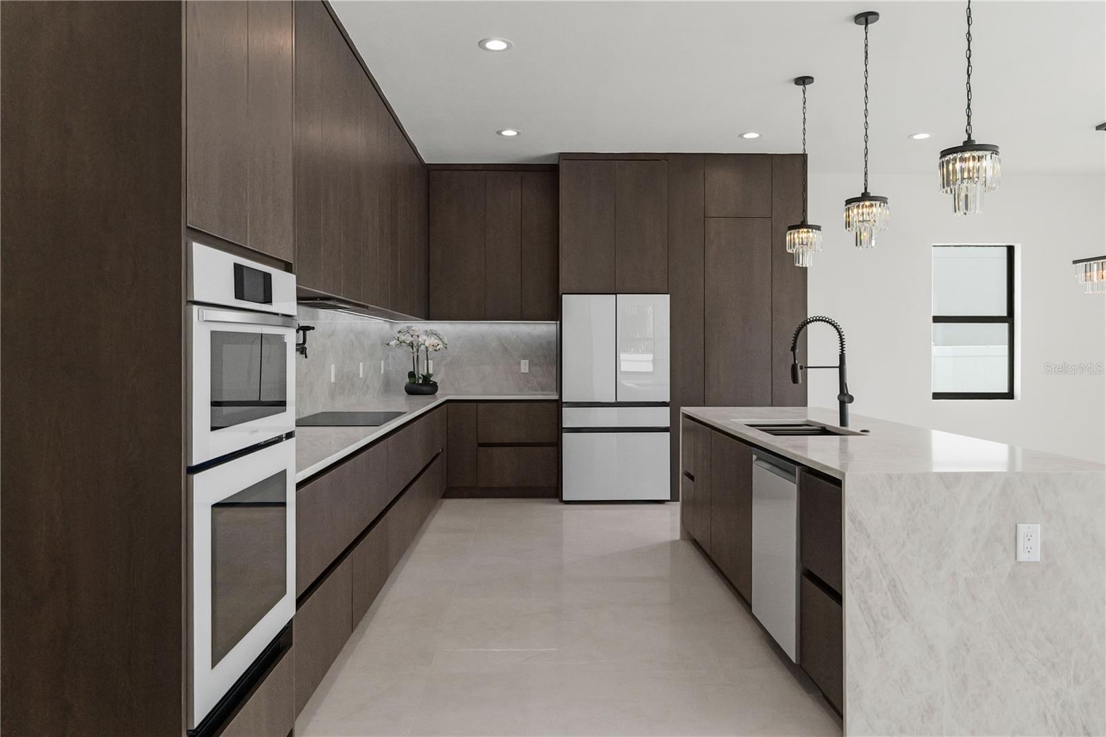 WELLSWOOD ESTATES UNIT 1 - Residential