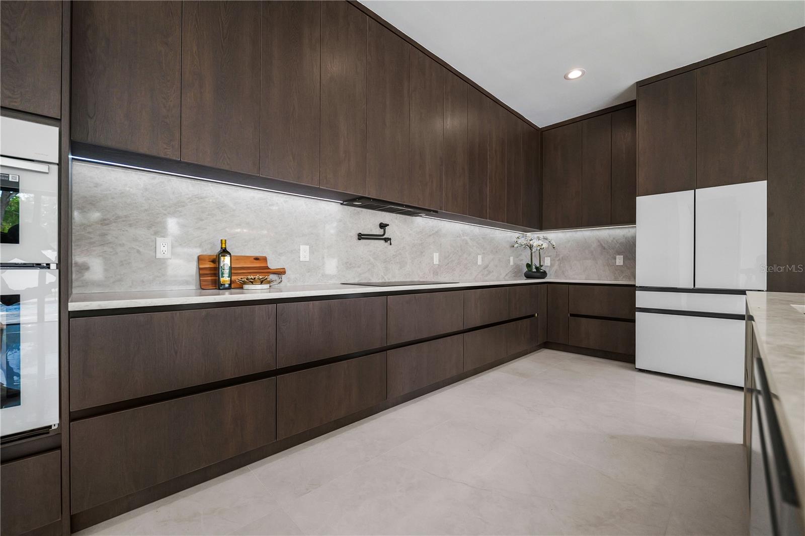 WELLSWOOD ESTATES UNIT 1 - Residential