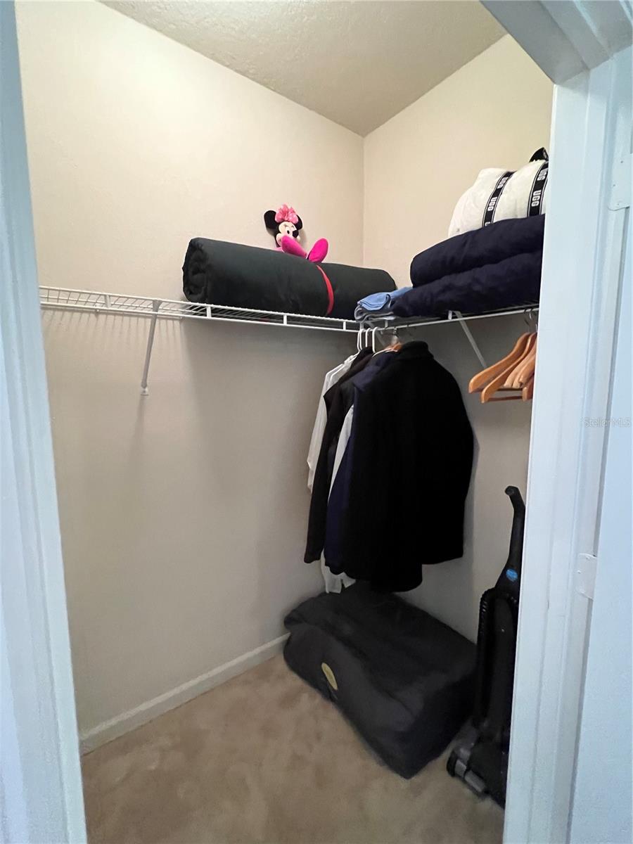 MIRABELLA - Residential Lease