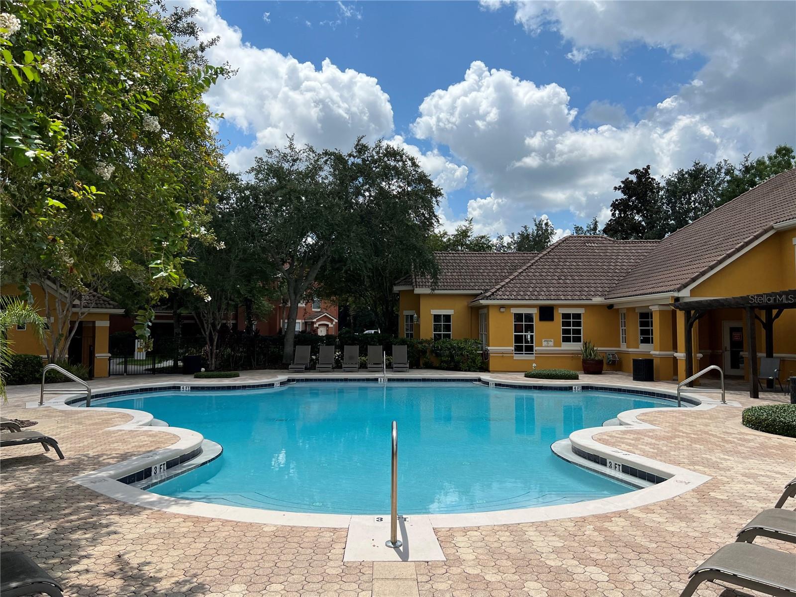 MIRABELLA - Residential Lease