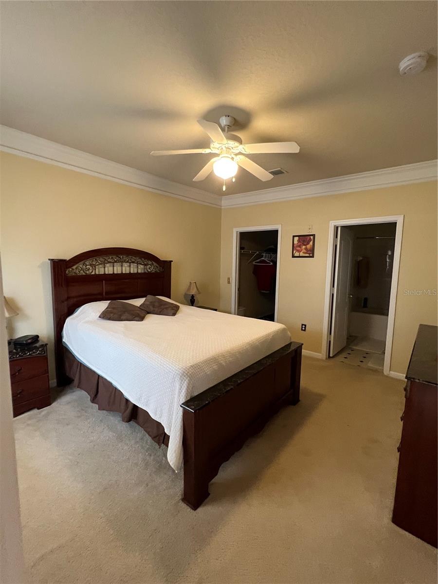 MIRABELLA - Residential Lease