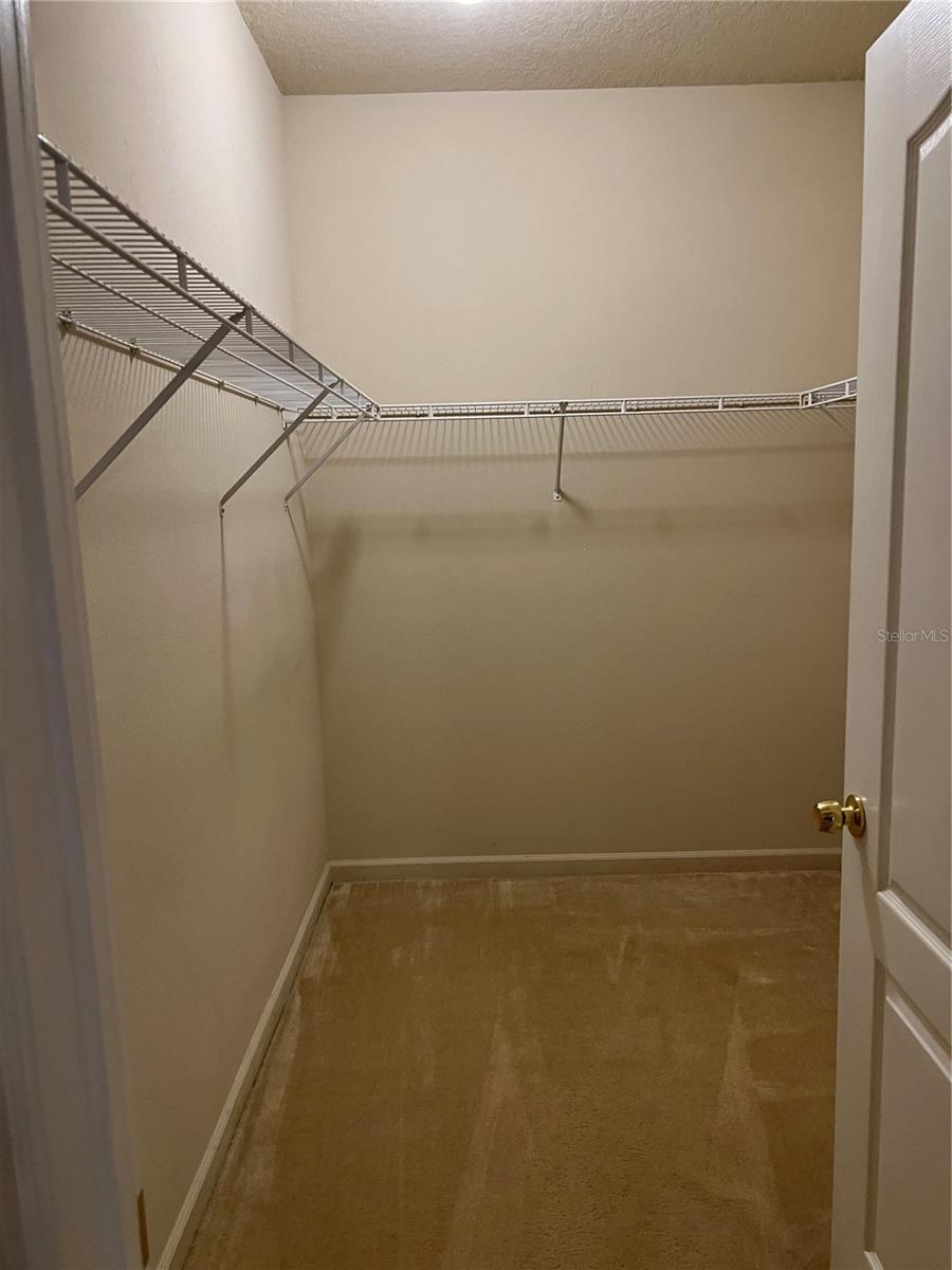 MIRABELLA - Residential Lease