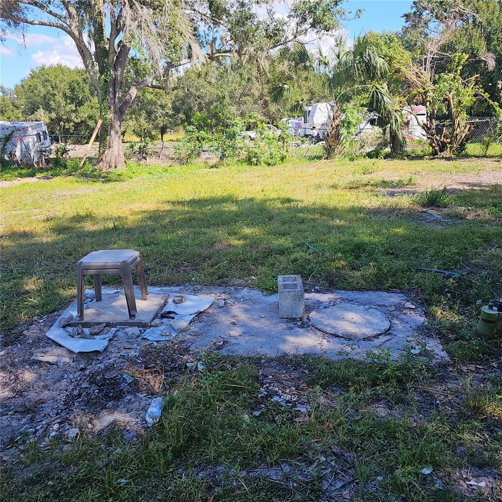 Photo of 709 SE 21st Avenue SE, Ruskin, FL 33570 (MLS # TB8439073)
