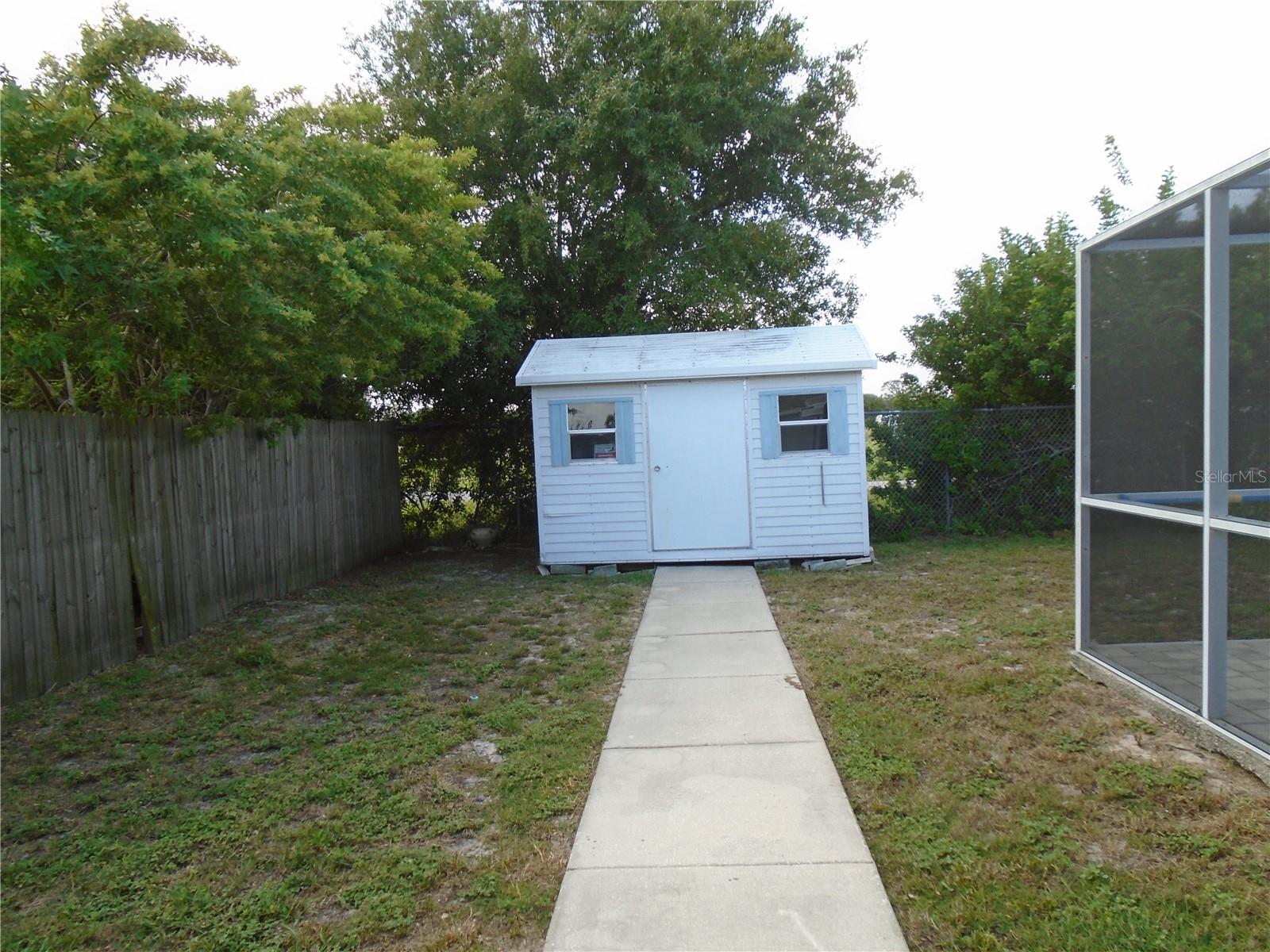 HOLIDAY LAKES WEST - Residential