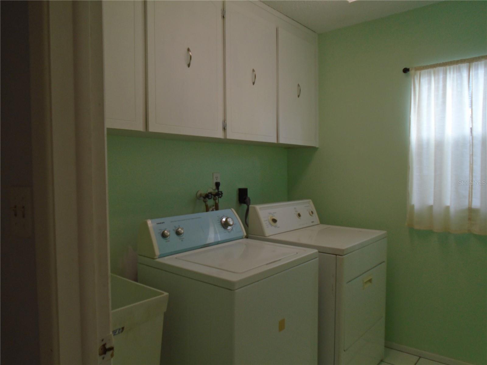 HOLIDAY LAKES WEST - Residential