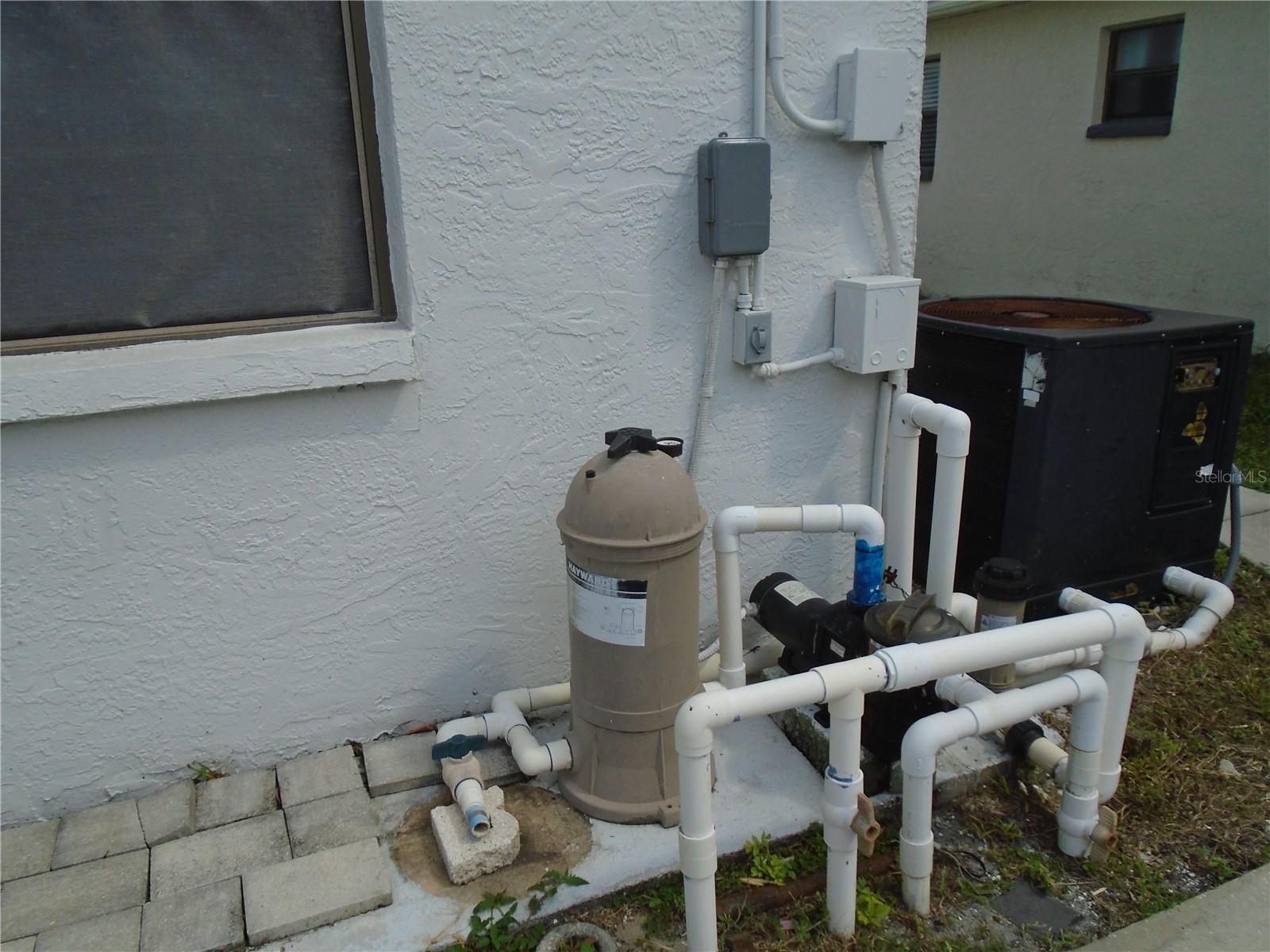 HOLIDAY LAKES WEST - Residential