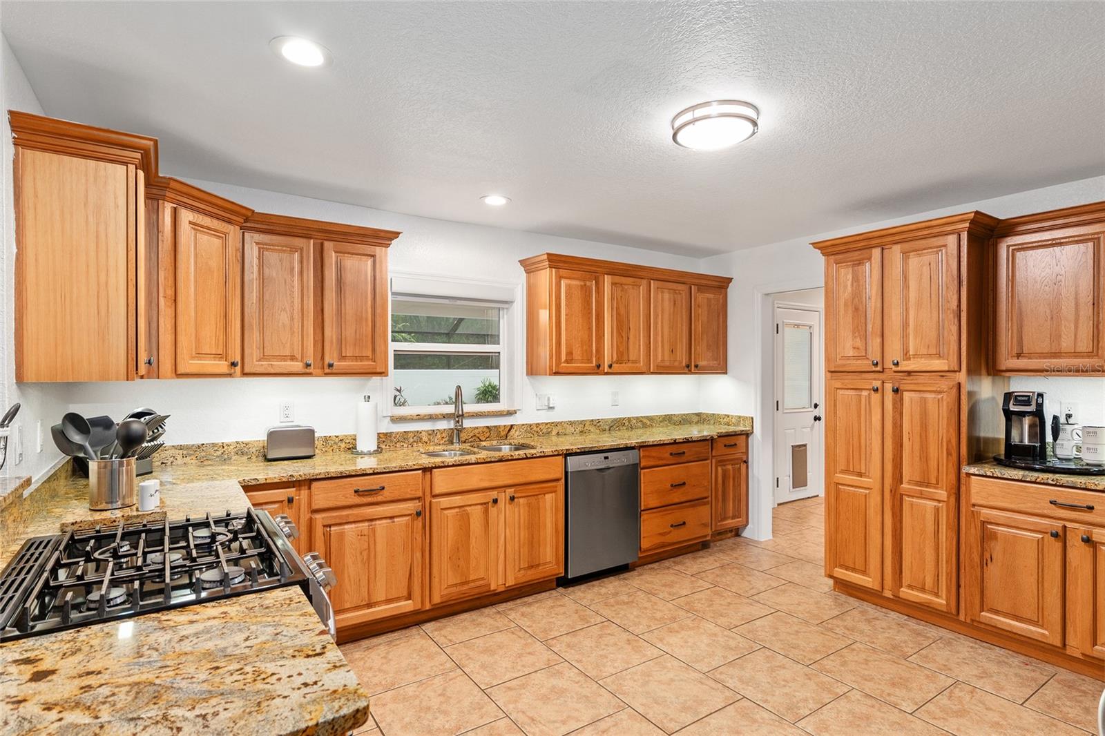 WOODFIELDS 07 - Residential