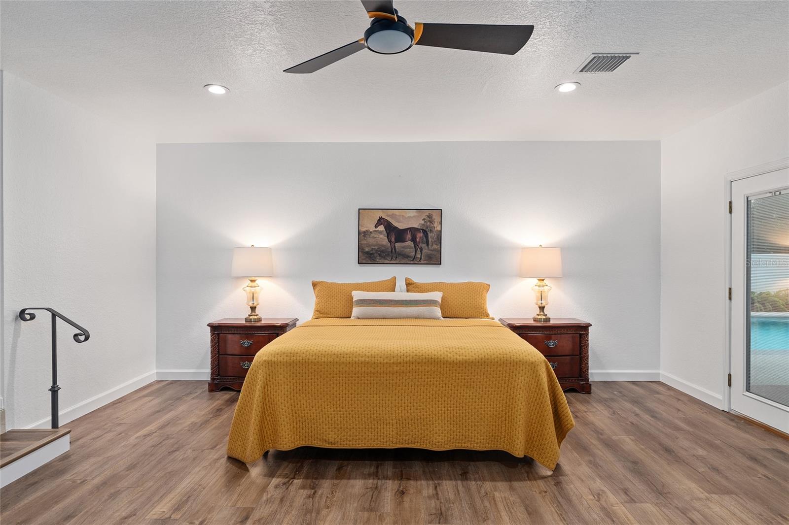 WOODFIELDS 07 - Residential