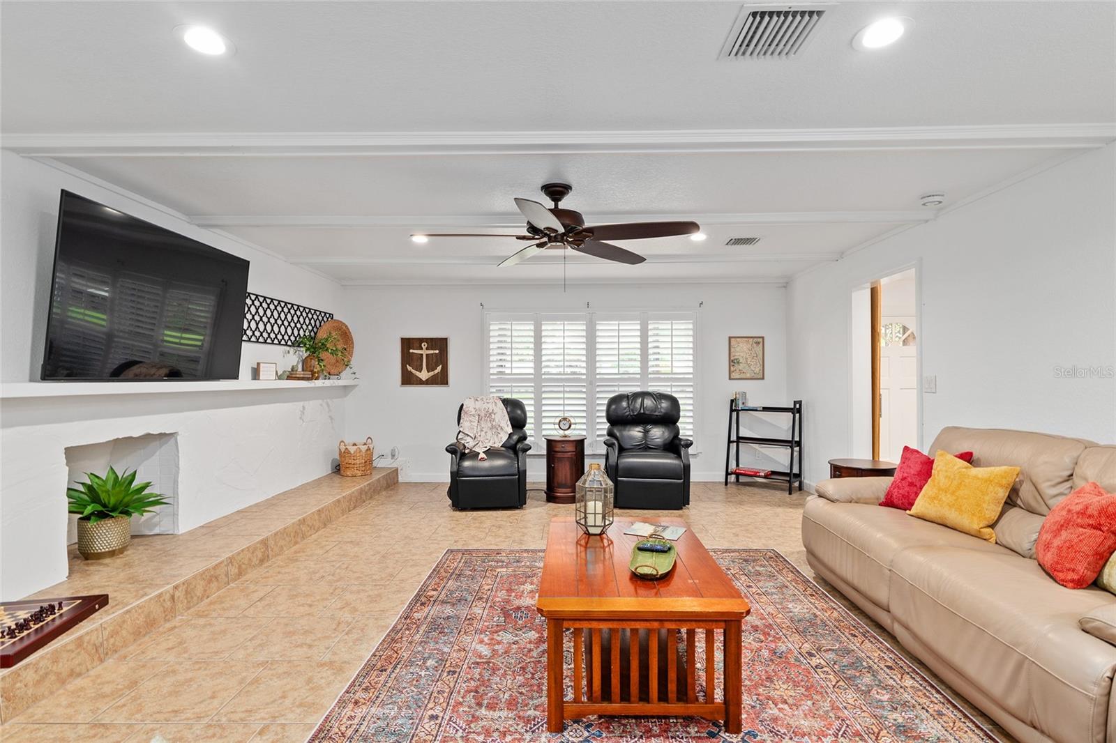 WOODFIELDS 07 - Residential