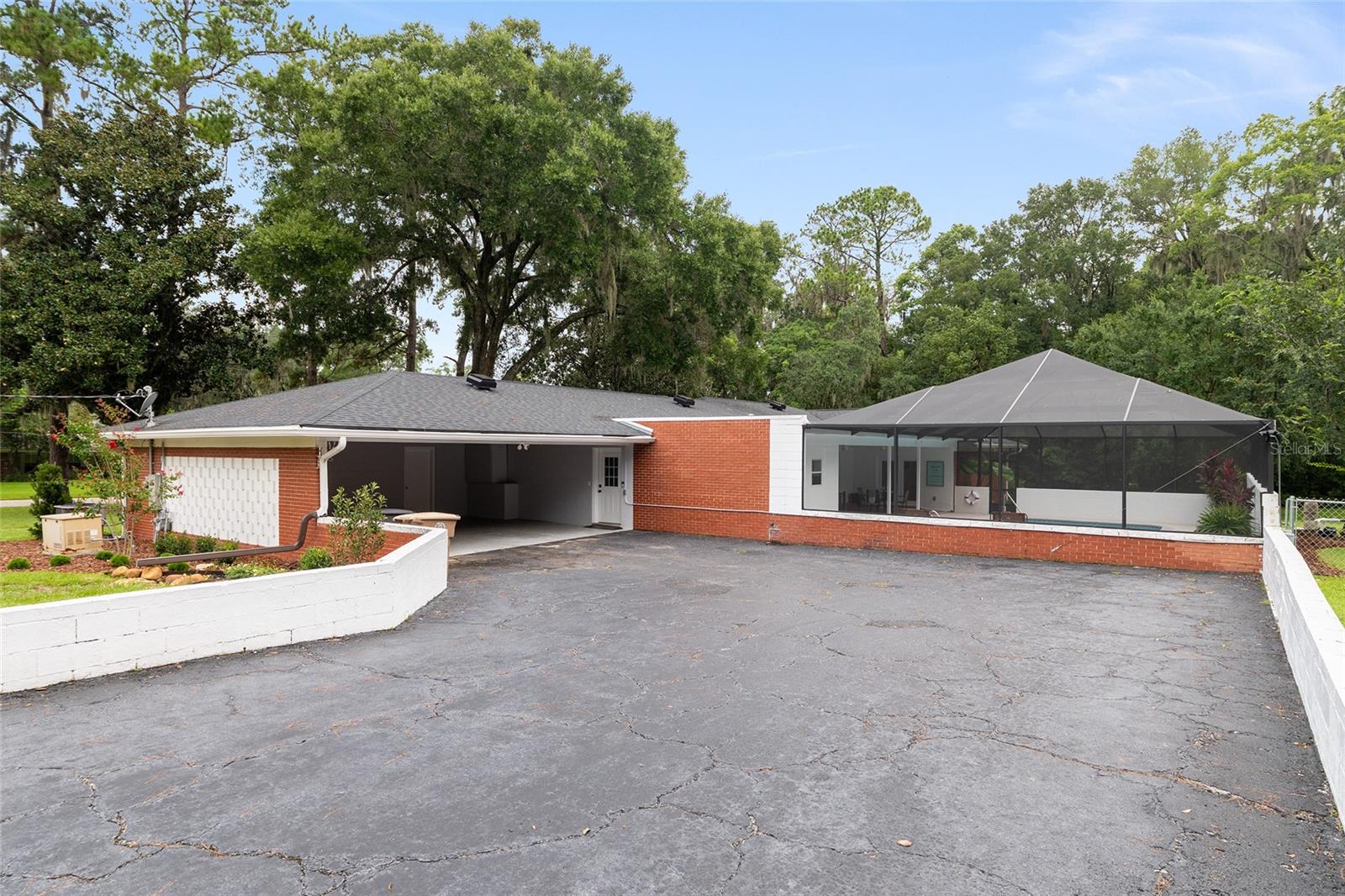 WOODFIELDS 07 - Residential