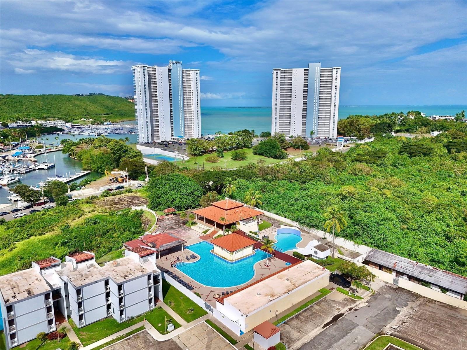 COND. VILLA MARINA - Residential