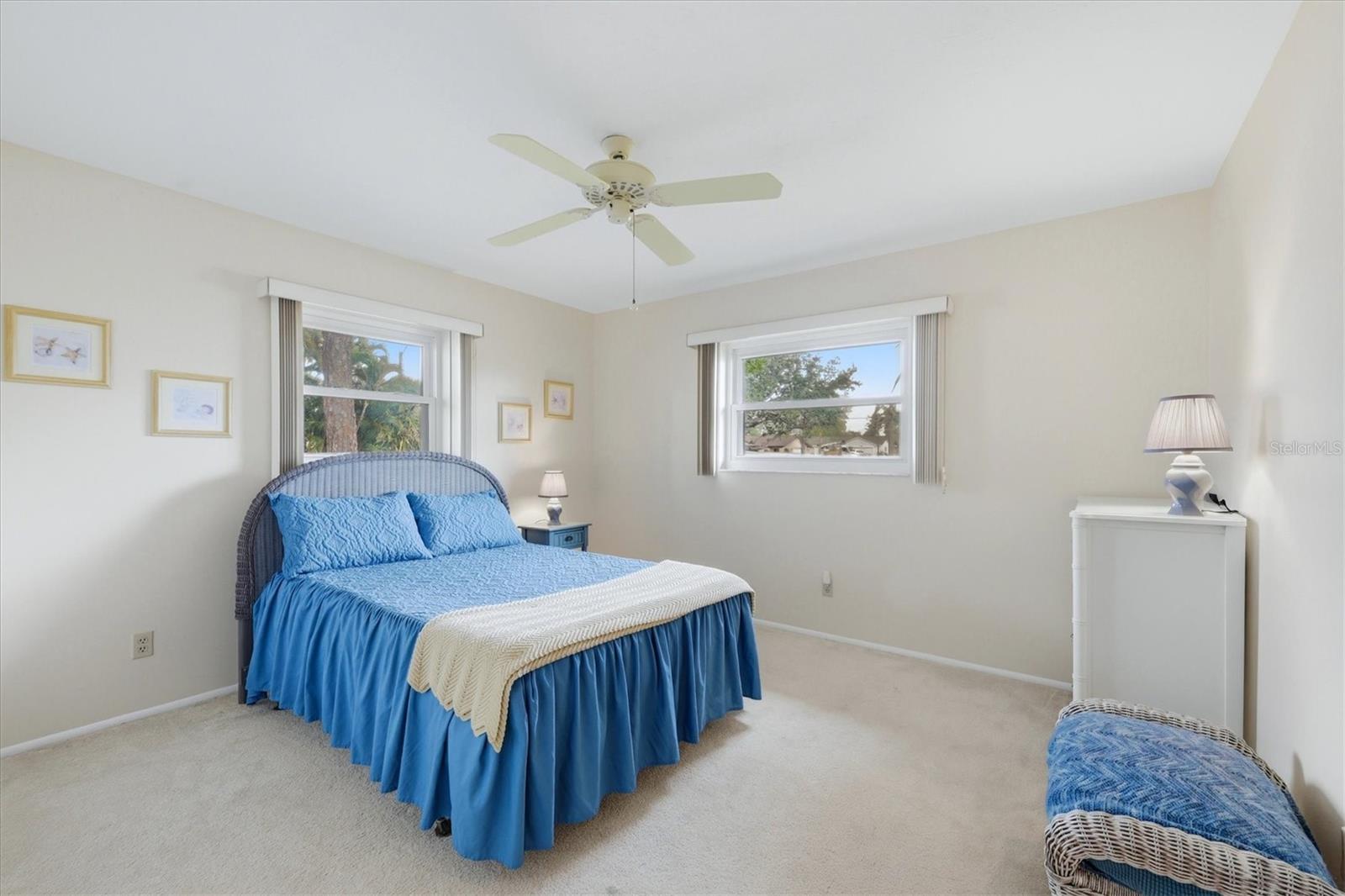 SOUTH VENICE - Residential