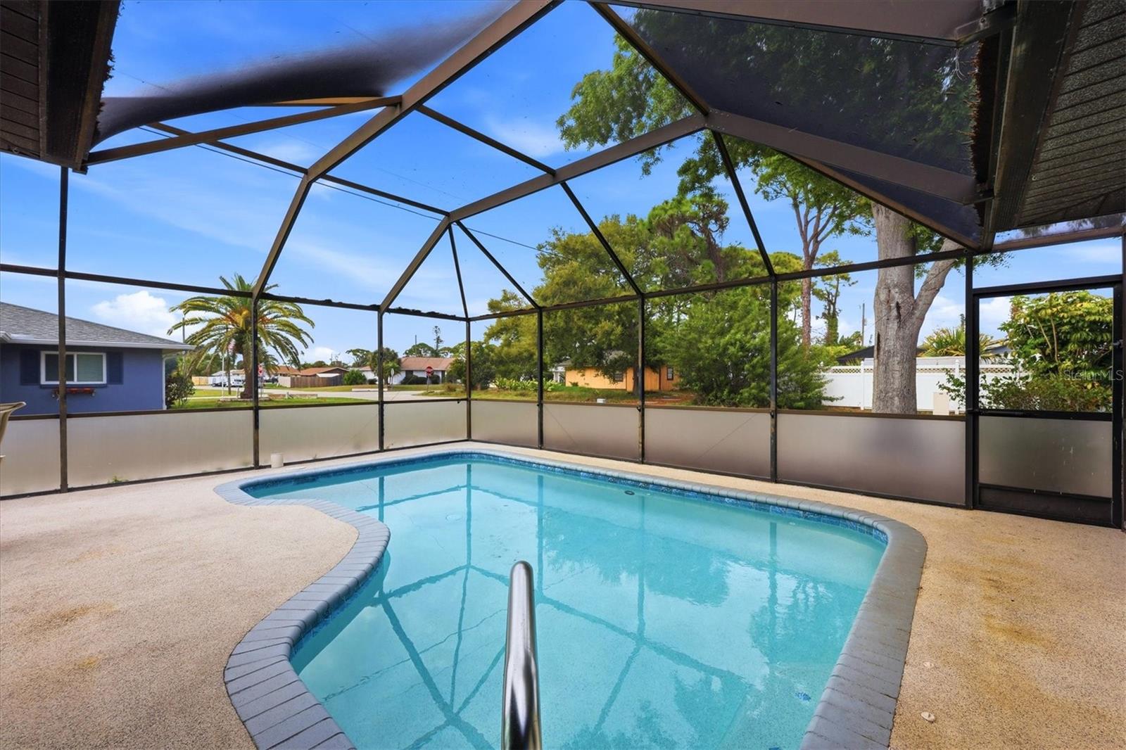 SOUTH VENICE - Residential