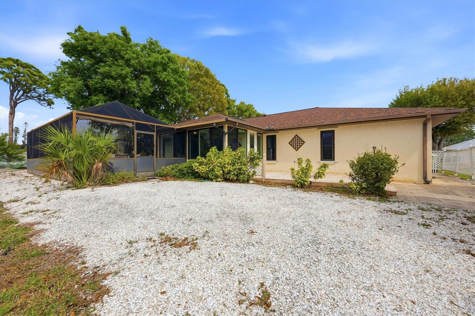 SOUTH VENICE - Residential