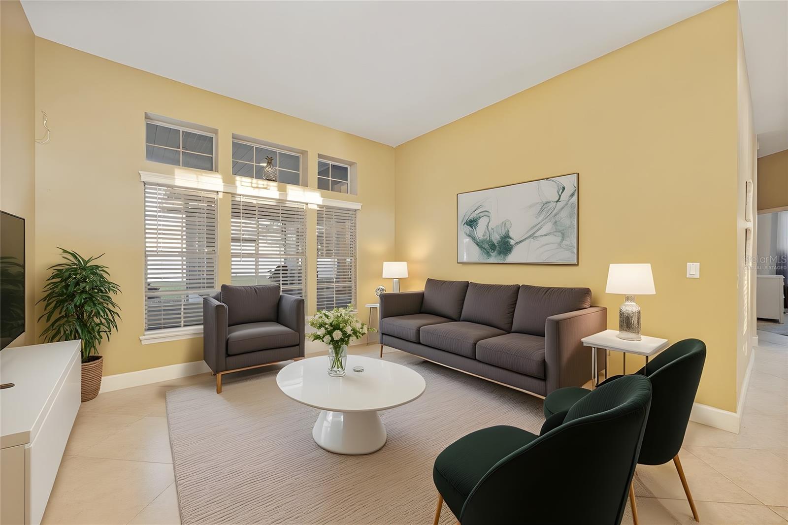 1633 CARILLON PARK DRIVE