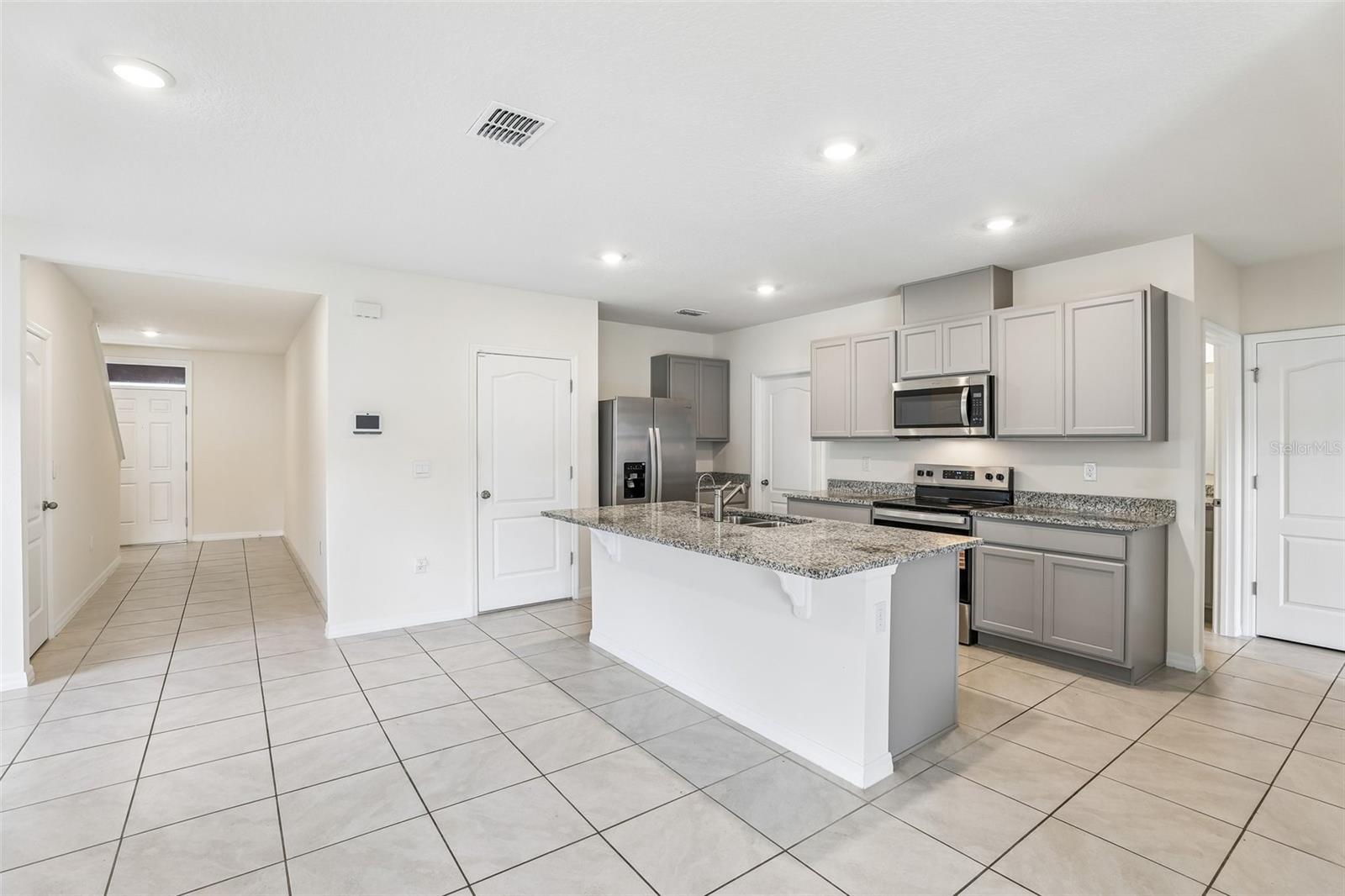 2945 ELIO HAMMOCK DR