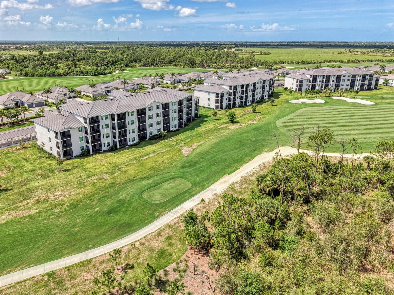 WELLEN PARK GOLF & COUNTRY CLUB - Residential