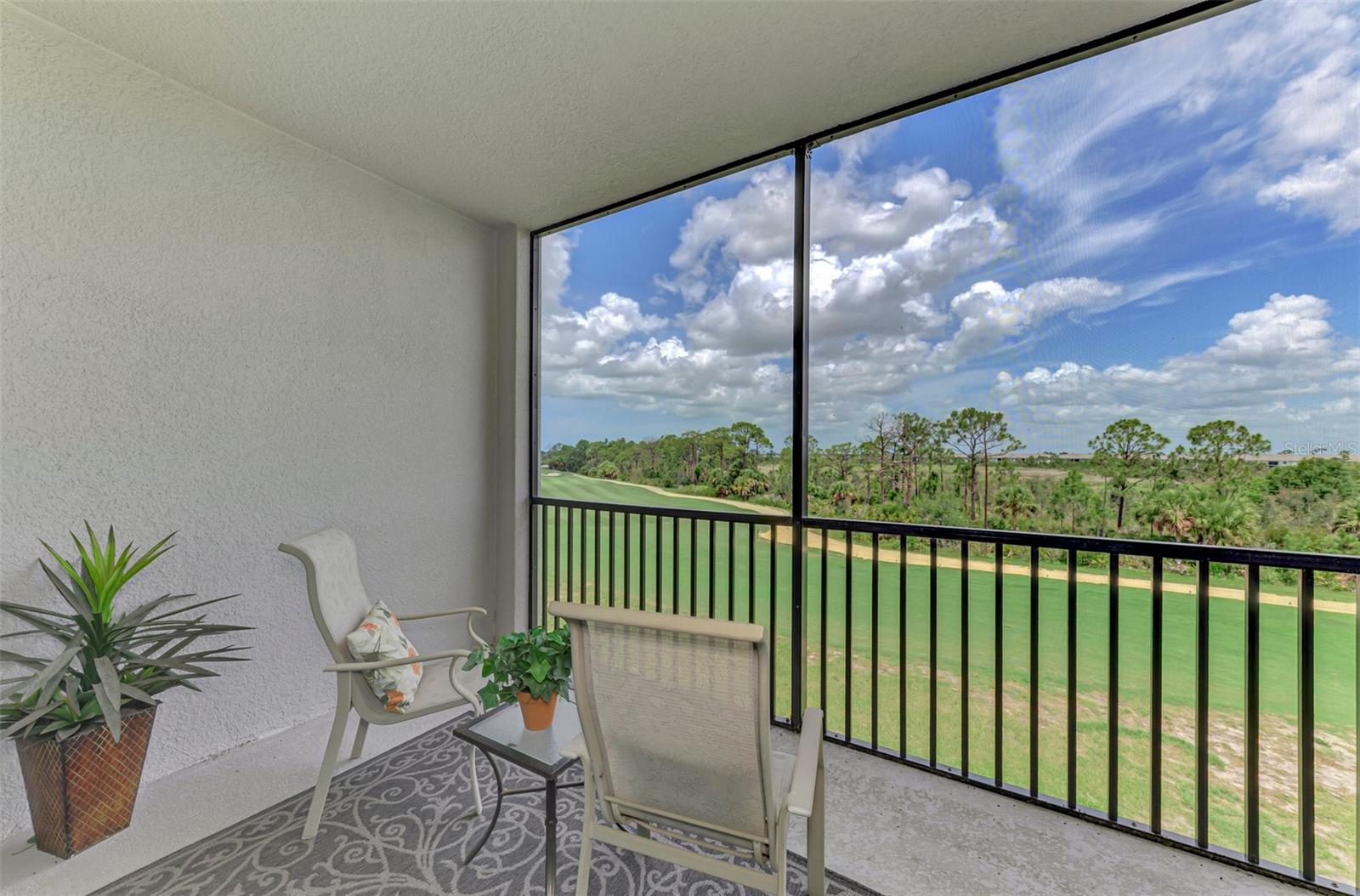 WELLEN PARK GOLF & COUNTRY CLUB - Residential