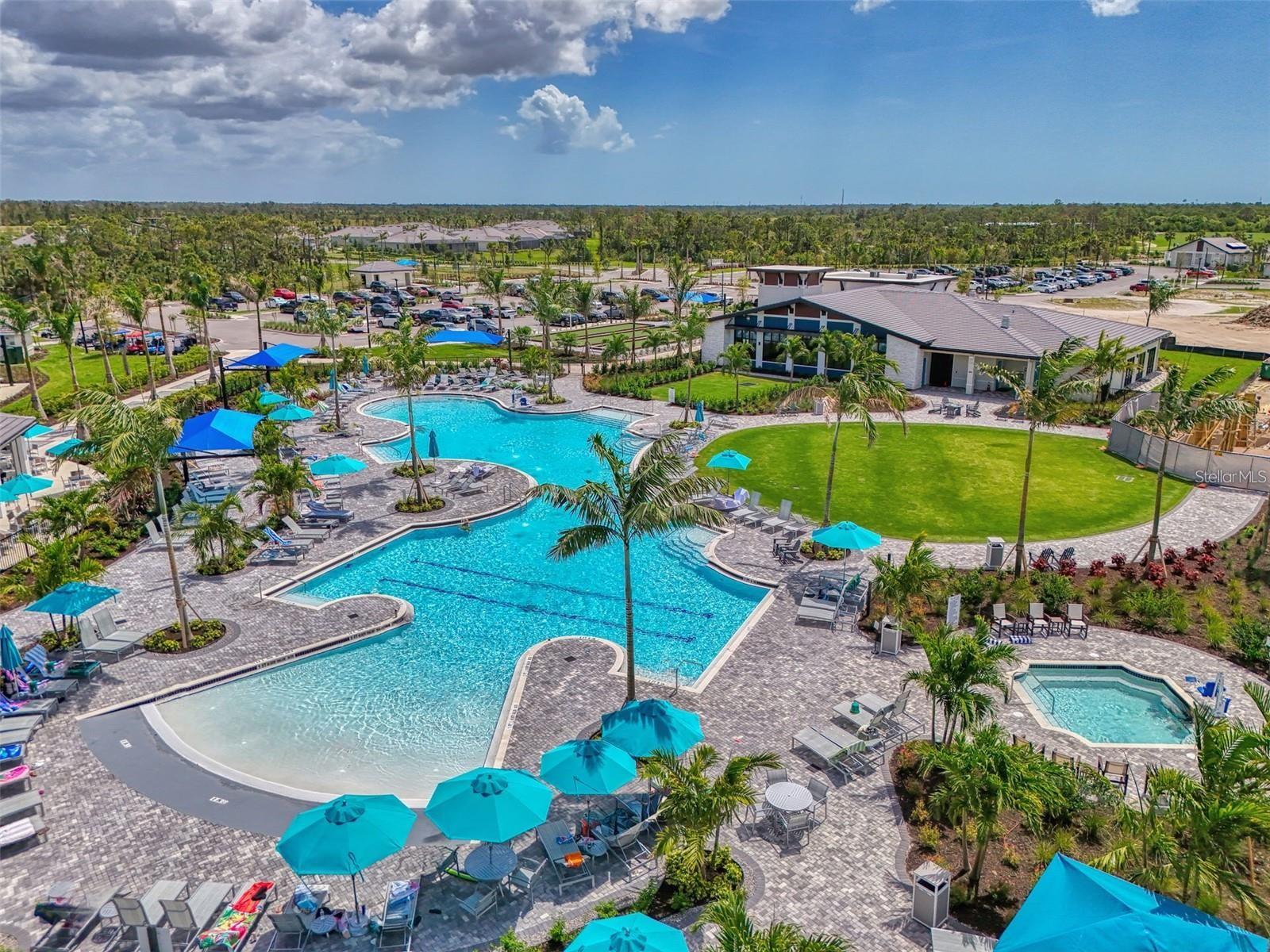 WELLEN PARK GOLF & COUNTRY CLUB - Residential