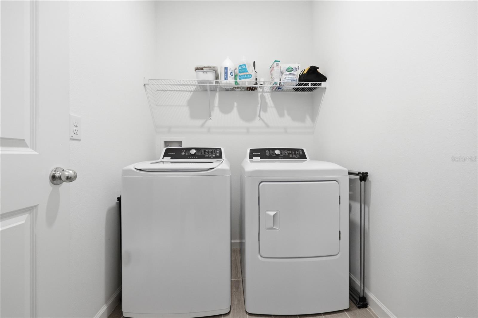 COUNTRY LANE ESTATES - Residential