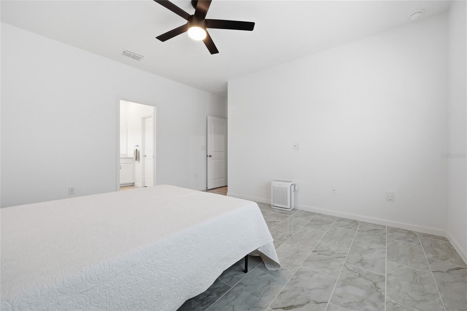 COUNTRY LANE ESTATES - Residential