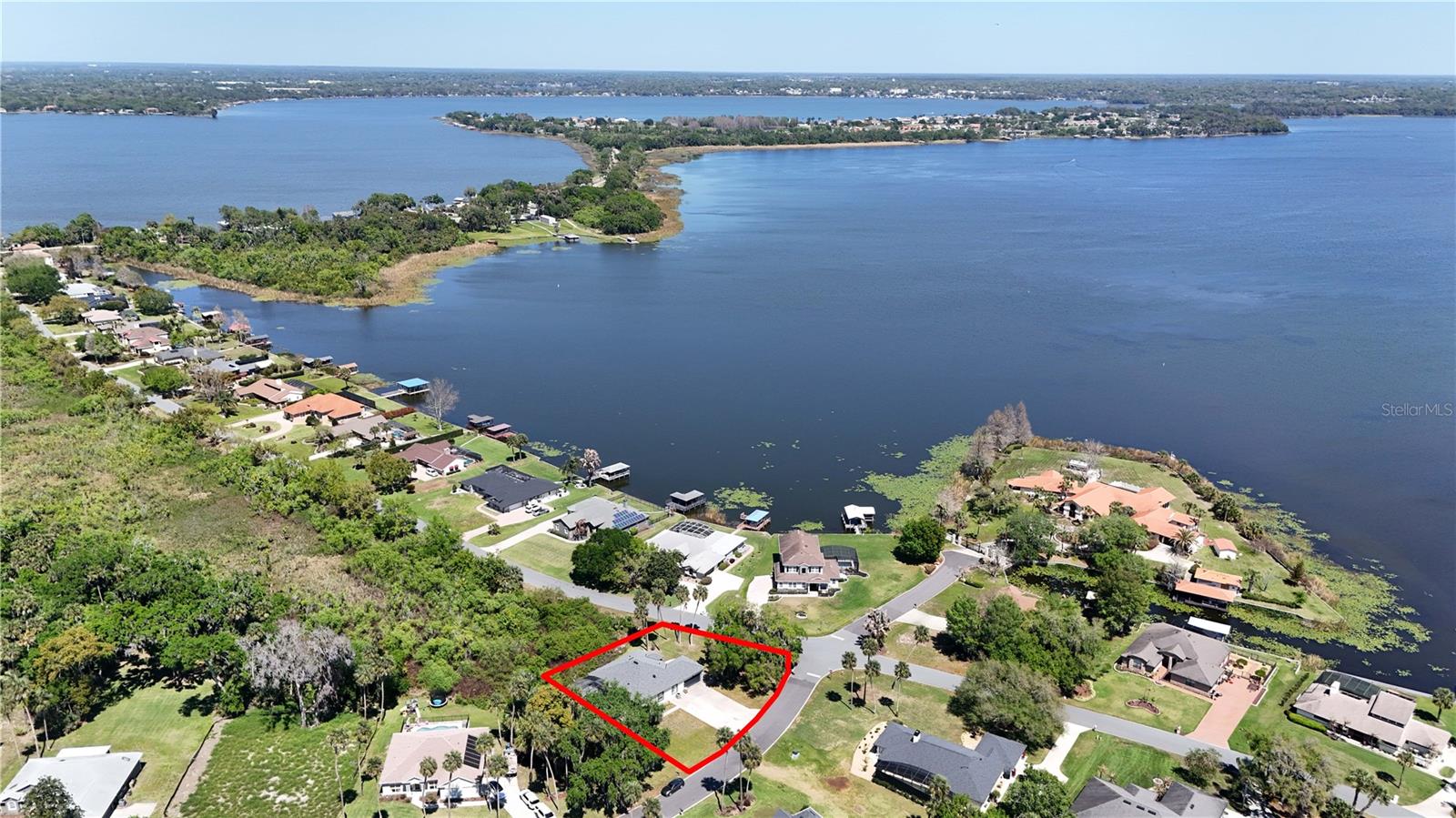 LAKE BEAUCLAIRE SUB - Residential