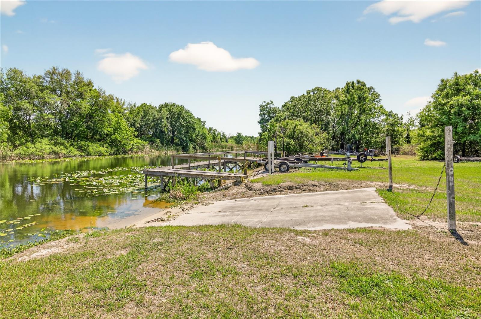 LAKE BEAUCLAIRE SUB - Residential