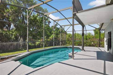 Tiny photo for 28931 Beauclaire Drive, Tavares, FL 32778 (MLS # G5110108)