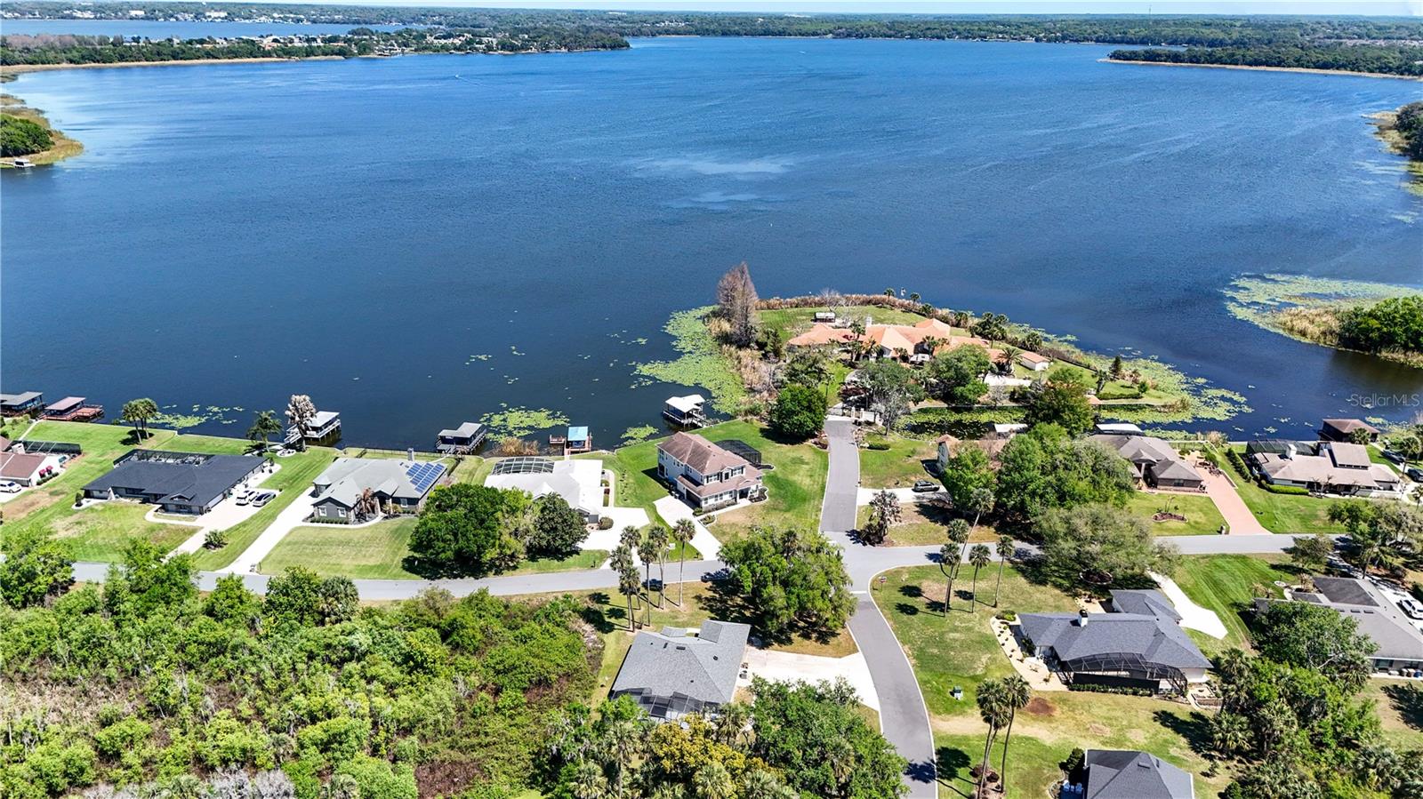 LAKE BEAUCLAIRE SUB - Residential