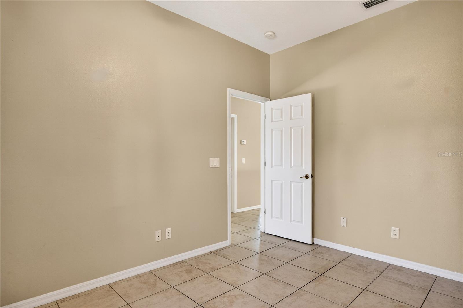 LAKE BEAUCLAIRE SUB - Residential