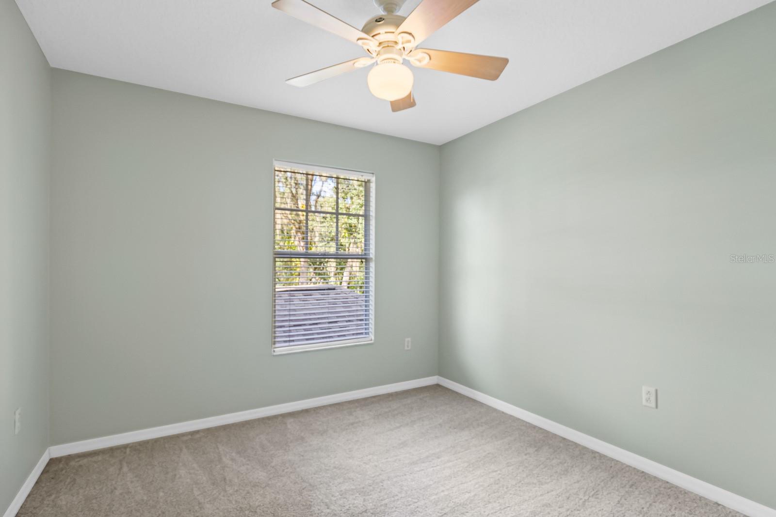 RIVER HILLS COUNTRY CLUB PARCE - Residential Lease