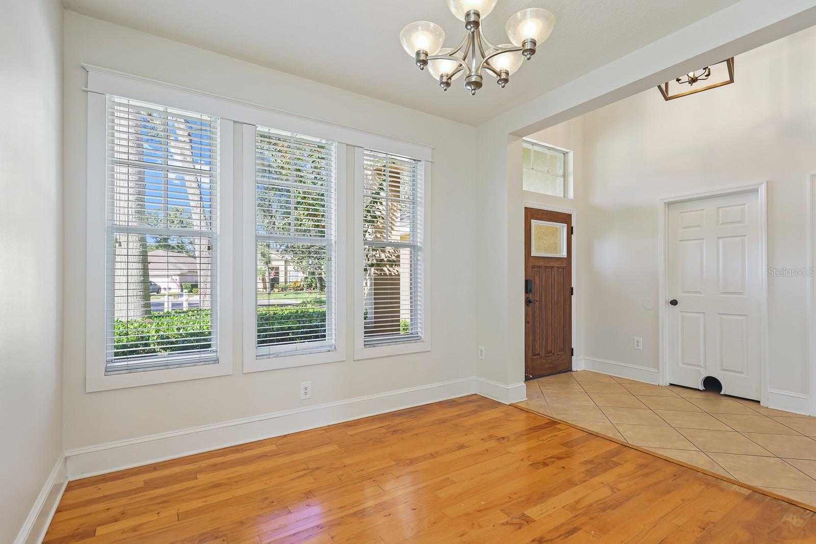 RIVER HILLS COUNTRY CLUB PARCE - Residential Lease