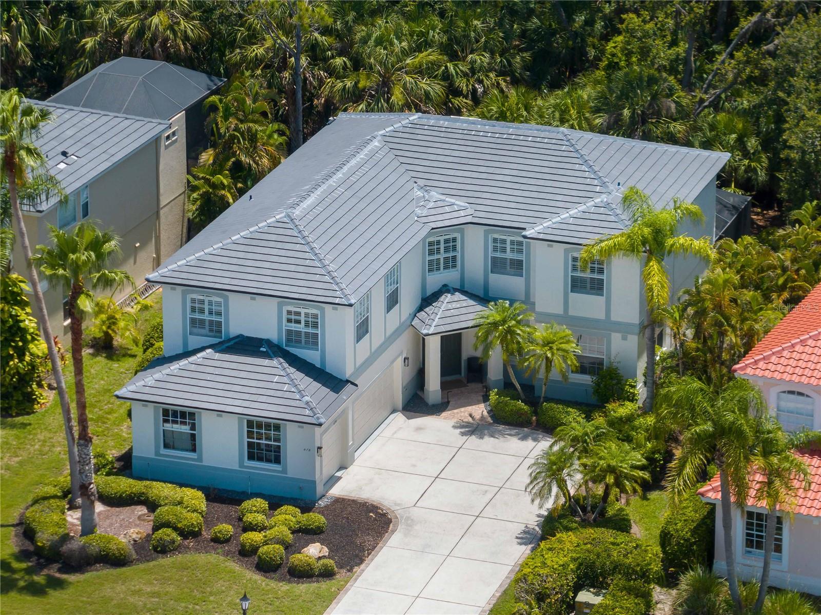678 CLEAR CREEK DRIVE