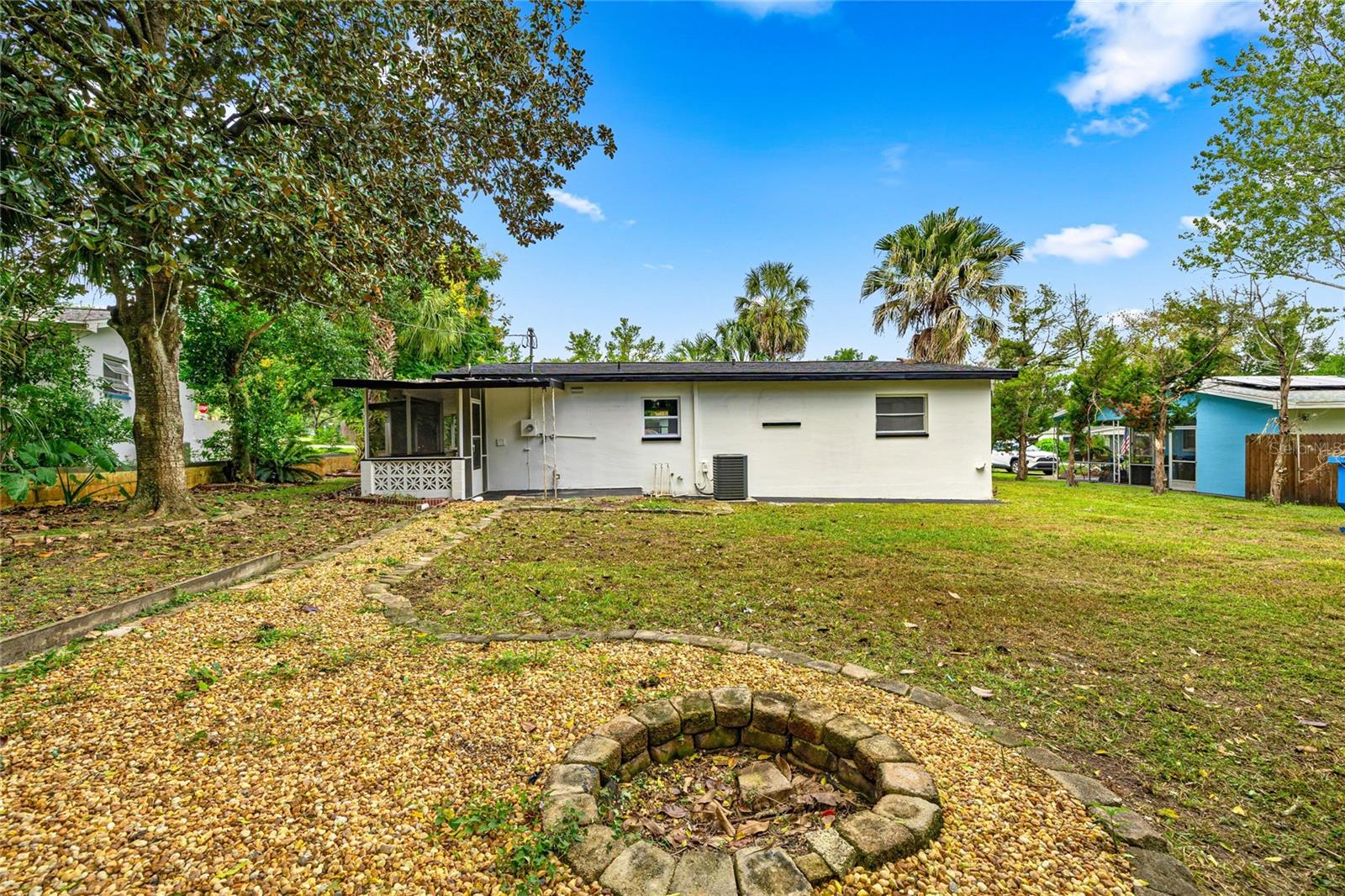 BEVERLY HILLS MARKET AREA - Residential