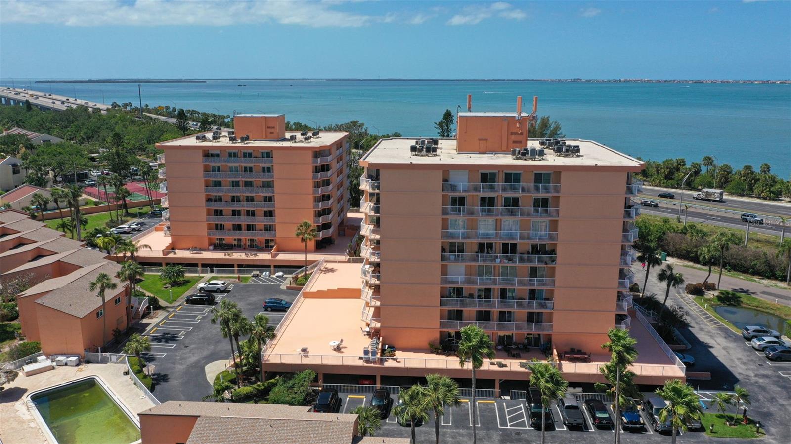 7432 SUNSHINE SKYWAY LANE S 406