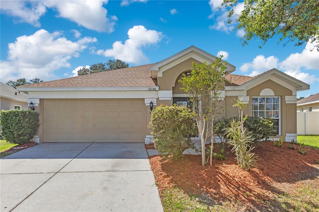 Photo of 12108 Dawn Vista Drive, Riverview, FL 33578 (MLS # O6450343)