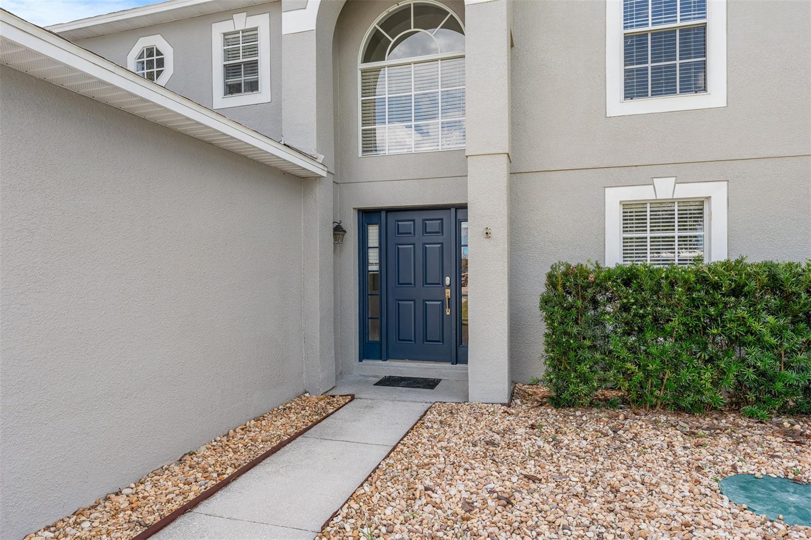 7406 LAKE MARNI COURT