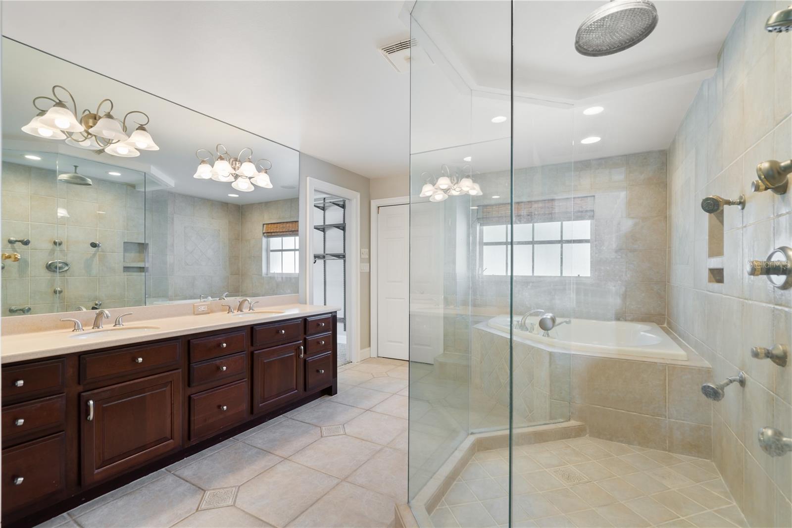 VINA-DEL-MAR SEC 3 - Residential