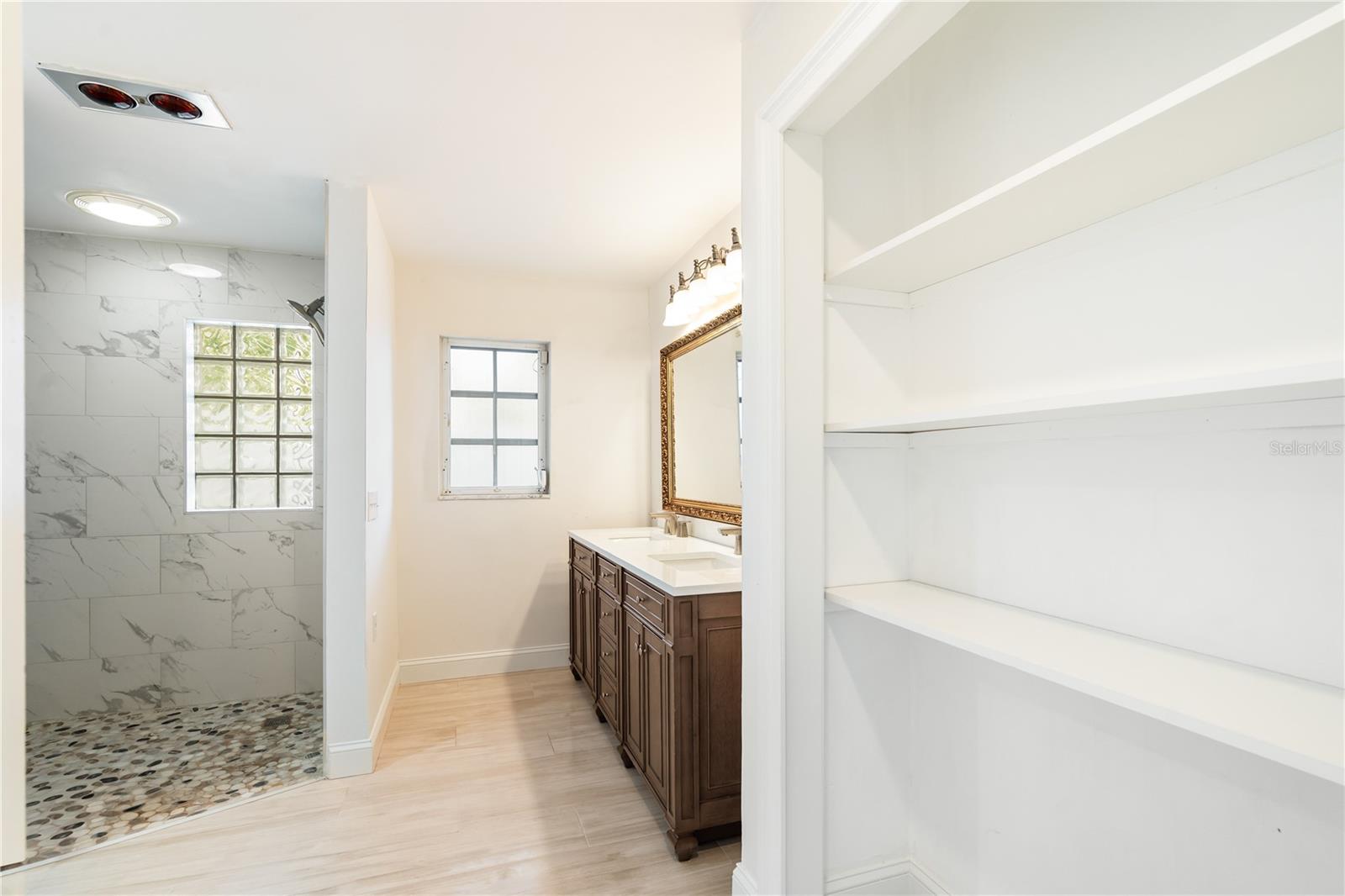 VINA-DEL-MAR SEC 3 - Residential