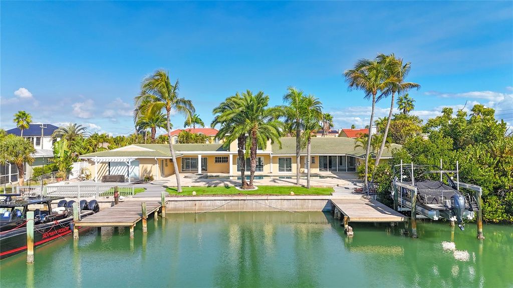 Photo of 482 Hermosita Drive, St Pete Beach, FL 33706 (MLS # TB8465360)