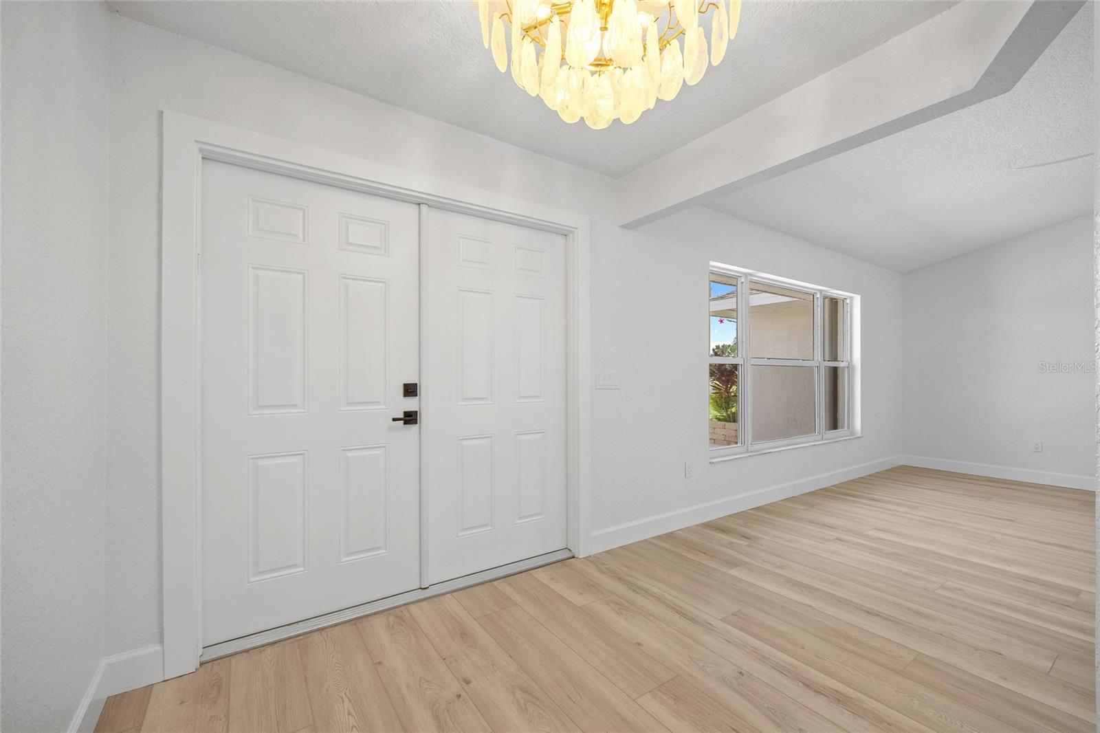 25451 KOWLOON LANE