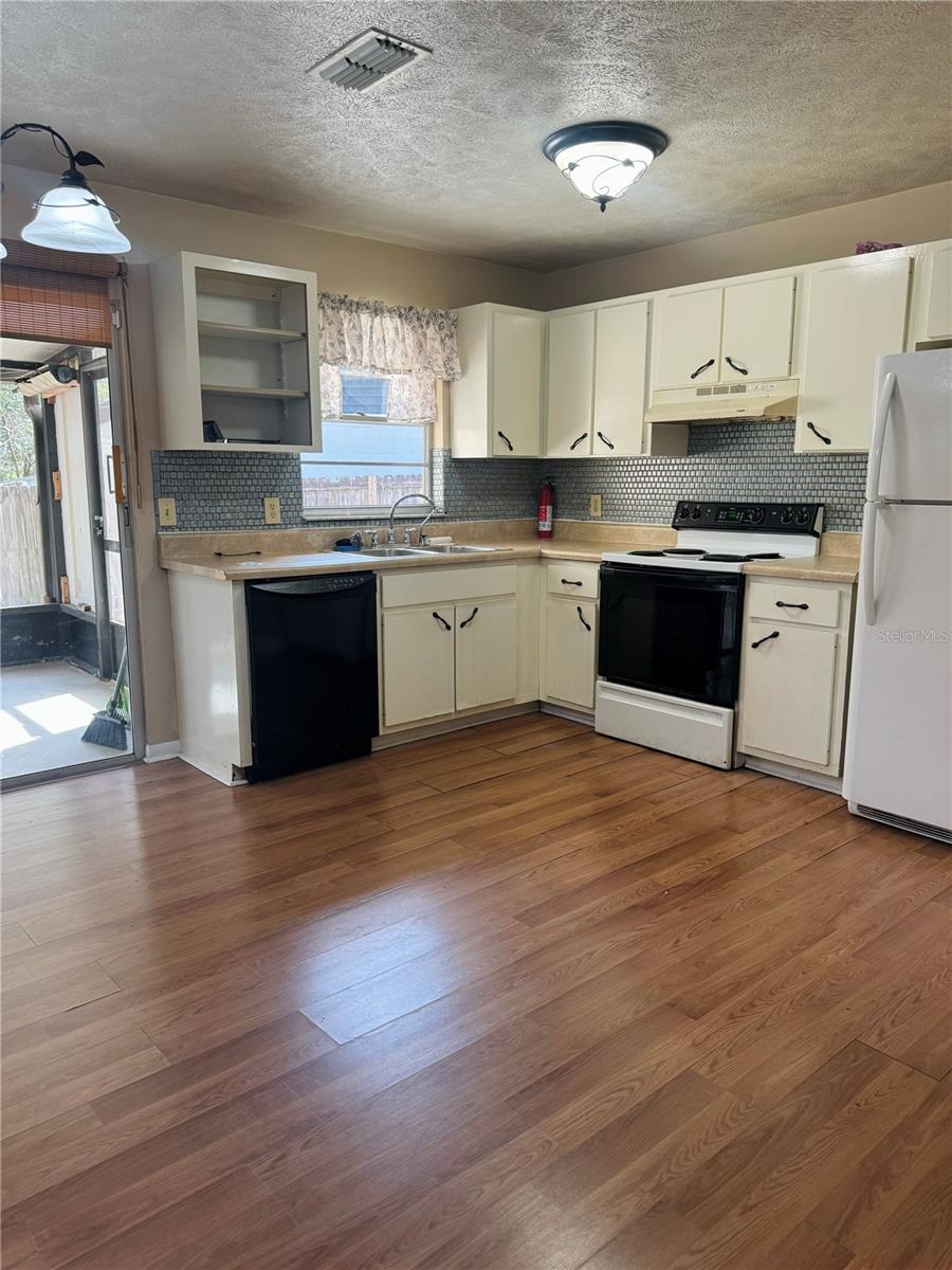 SEVILLA ESTATE - Residential