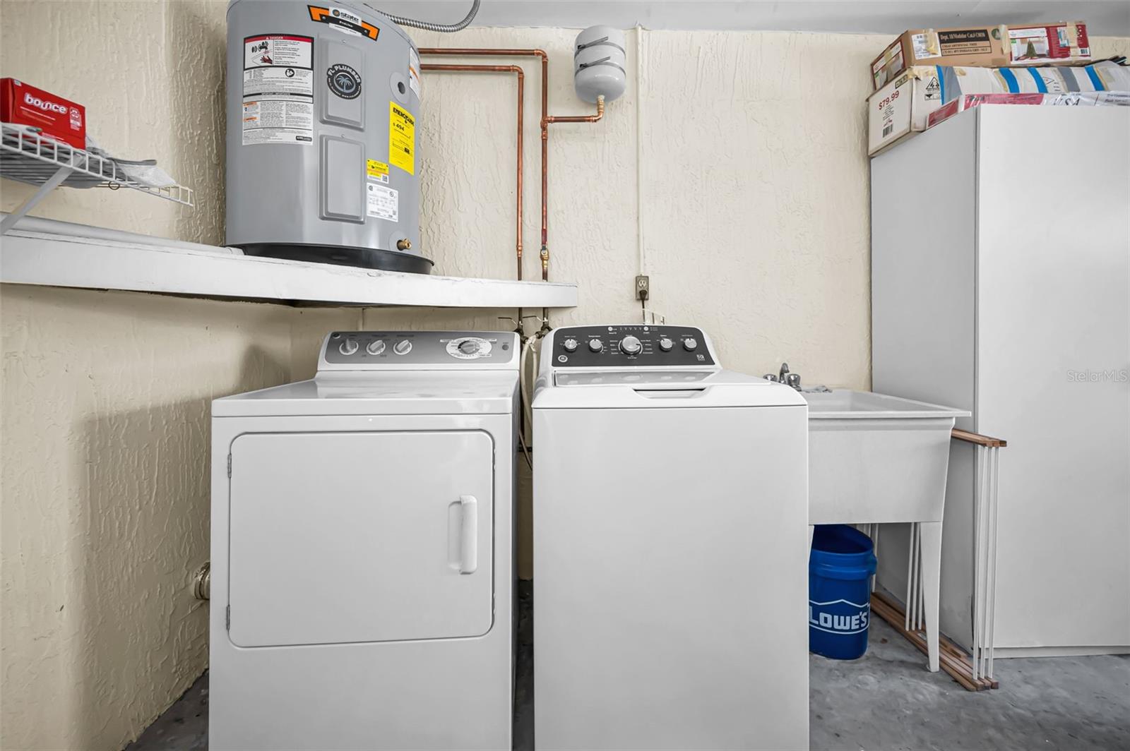 GOLF VIEW VILLAS CONDO 03A - Residential