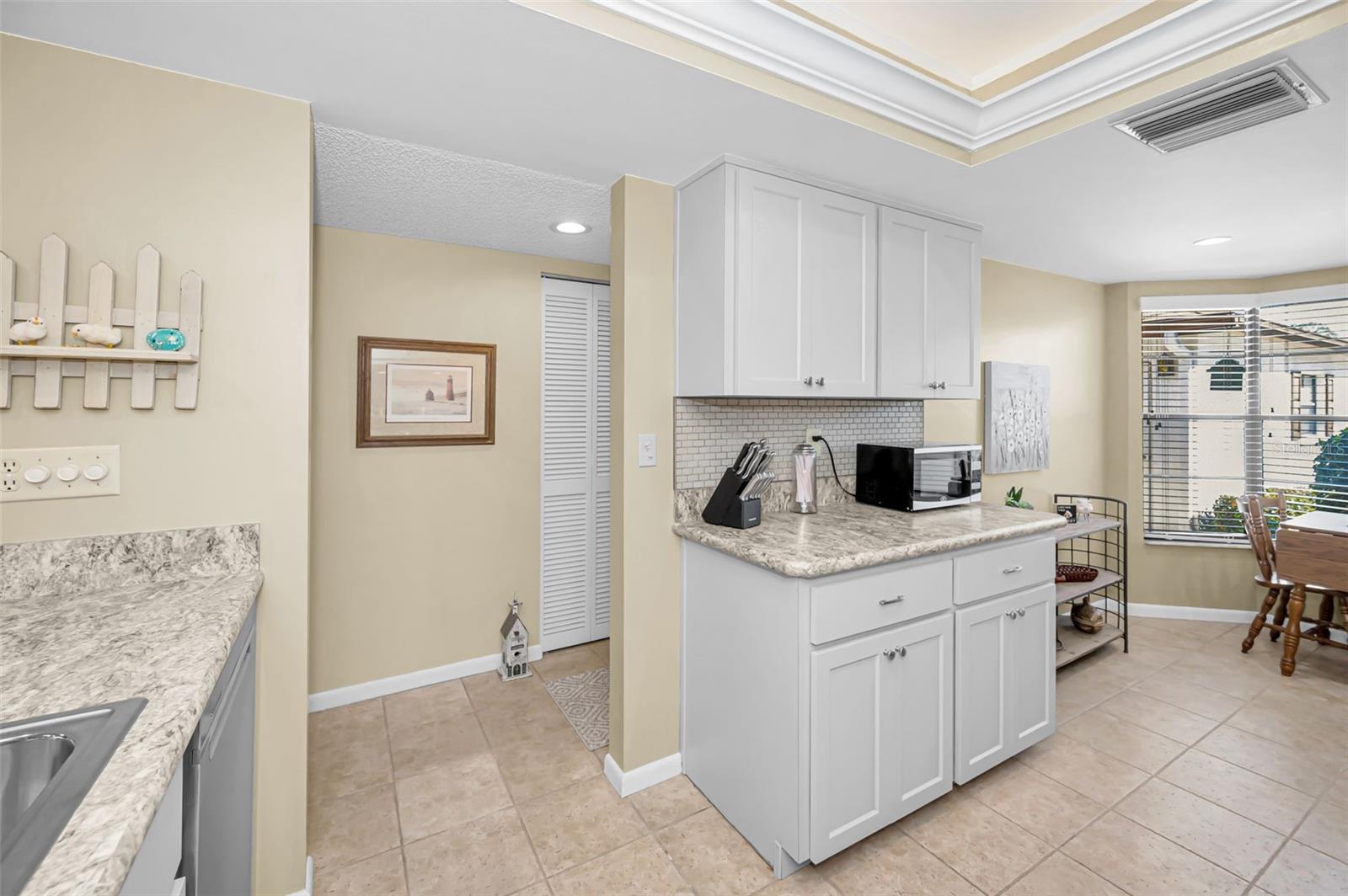 GOLF VIEW VILLAS CONDO 03A - Residential