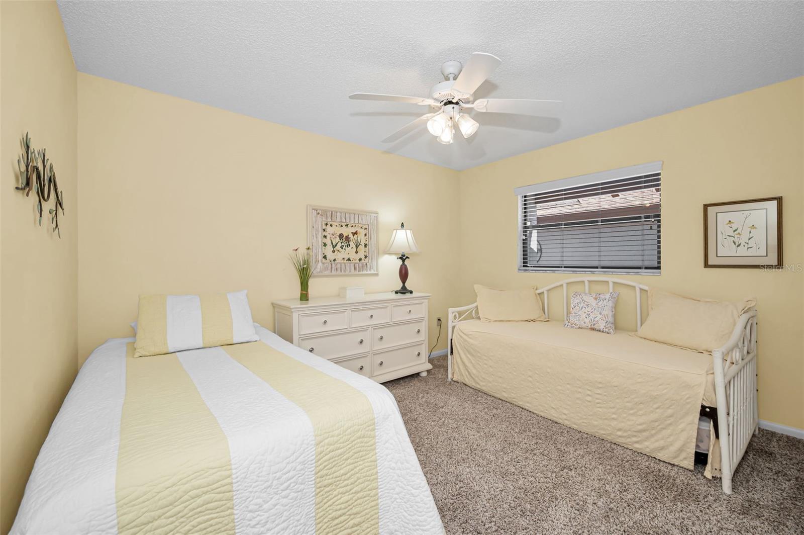 GOLF VIEW VILLAS CONDO 03A - Residential