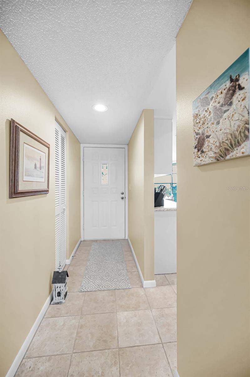 GOLF VIEW VILLAS CONDO 03A - Residential