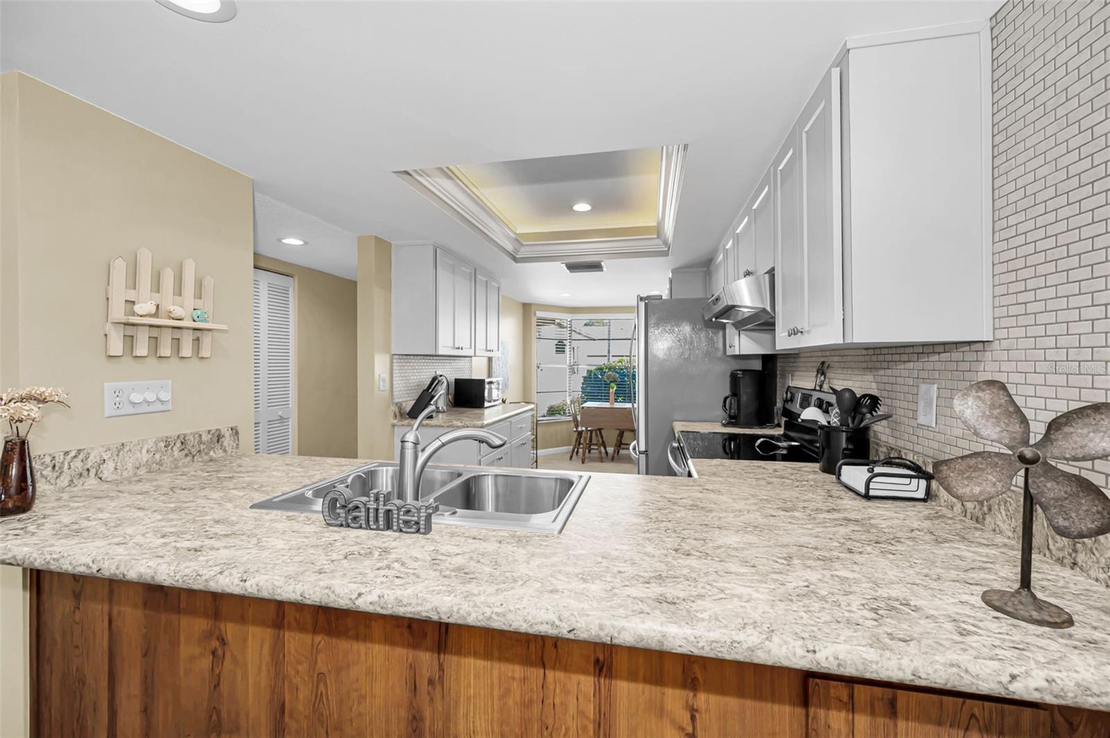 GOLF VIEW VILLAS CONDO 03A - Residential