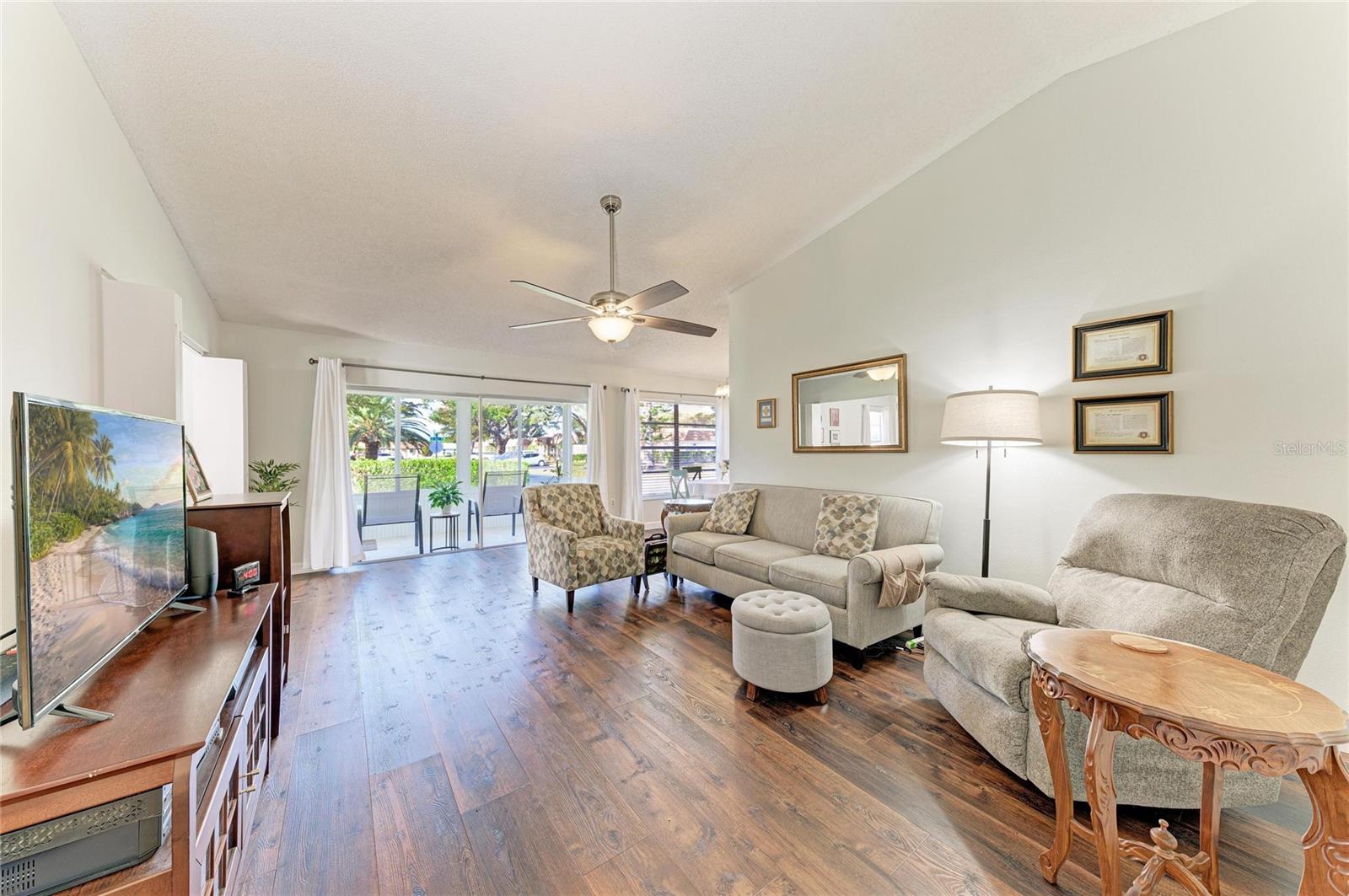 4006 36TH AVENUE DRIVE W